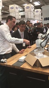 Live from #hm2018: Meet Panda, Franka Emika's line of collaborative robots! We are with our chairman Peter Ong to discuss how today's robotic arms not only make our lives easier, but also create higher-skilled jobs for our workforce. If you want to adopt new tech today, visit https://speta.org/contact-us/ | Enterprise Singapore