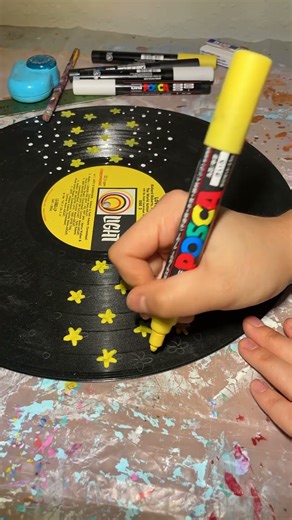 How to decorate your dorm room! #dormdecor #posca #upcycledart #homedecor #wallart