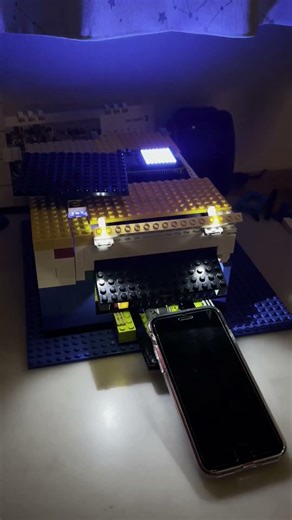 illumiDisplay V1 - Ultimate iPhone Display