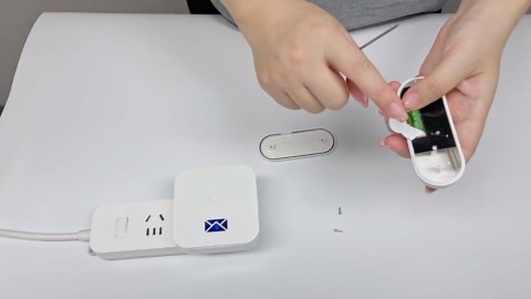 Mailbox Alarm, Wireless Long Range Mailbox Alert, Mailbox Chime Notification System 600 ft Long Range LED Light Flashing and Sound Reminderser Station for Delivered Mail