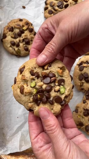  PISTACHIO CHOCOLATE CHIP COOKIES  Soft, chewy, and packed with chocolate and crunch! These pistachio choc chip cookies are the ultimate salty-sweet combo and naturally plant-based. Bake a batch - they won’t last long! Recipe by @rebelrecipes Link in our bio to full recipe | Grape Tree | Facebook
