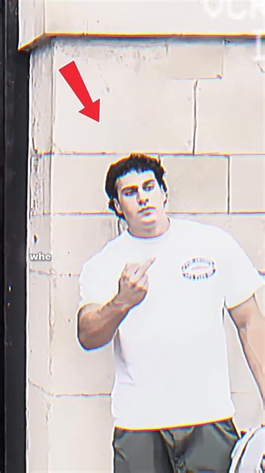 King's Guard Confronts Brazen Tourist at Horse Guards...!!! #GuardiansOfTradition #MajesticMoments #HistoryInMotion #RoyalInspiration #CourageAndHonor #TimelessElegance #ParadeOfPride #HeritageAndHeart #InspiringLegacy #ChasingRoyalDreams #fblifestyle | King's Guard Parade