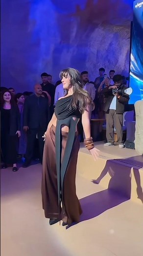 Nora Fatehi Live Performance - Dilber ki Aankhon ka \\\\ Thamma // #norafatehi #live #dance #thamma