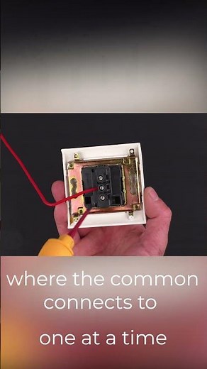 How a 3-Way Switch Works ⚡ #diy #electrical #3wayswitch
