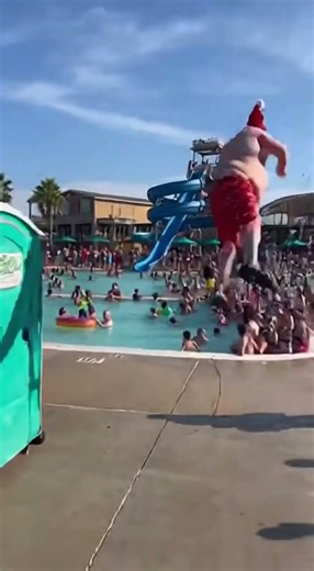 Waterpark Jump Goes Wrong😂🎄#shorts #viral#fail#funnyshorts#viralshorts#comedy#aivideo#sora2#aishorts