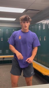 Young Fitnessmodel #fitnessmodel #junior #goodlooking #gymaddict #young #trainhard #flexing #musclelove #body #fitness | Athletic Star