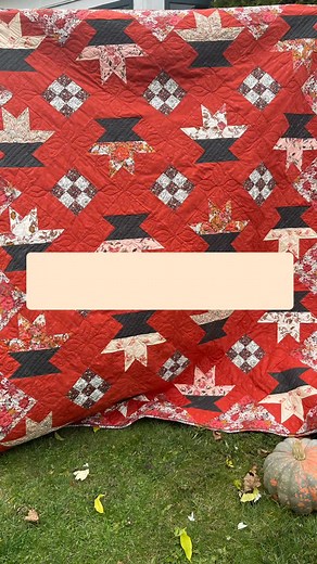 Today is the day - beautiful Scrap Basket quilt pattern by @sharonhollanddesigns is here!!! I absolutely loved making this fun and easy quilt and the fresh spin on one of my favorites, classic basket block is making my heart smile. Oh and that cutie pie helper is making my heart just explode!! My version is made with Kismet collection by Sharon and @artgalleryfabrics - another one of my favorites. That Mudcloth Berries background fabric is just a gem that makes me feel so happy and cozy! I used 