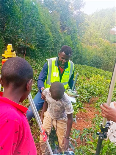 Surveyor Mega@MappingSurveys (@megamappingsurveys)’s videos with sonido original - Stephaniee