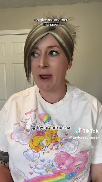 Taylor_saurasrex (@taylor_saurasrex) - Retail Worker Skit: Dealing with a Problematic Customer