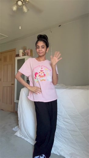 a little bit of a different post✨ for the past few months i have been in the thick of an eczema flare. my days have been filled with endless itching, moisturizing, and burning on repeat. (oh and the occasional sob session). in a way to share my story and spread awareness for this condition, i present to you, a painfully comedic take on what it’s like to live with a skin condition. to my fellow itchy warriors, i see you. i know the pain of the itch becomes so intense that we claw at our skin till