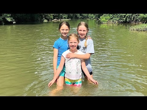 Avery Visits 🐎 Horseback Riding & Exploring the Creek !!!
