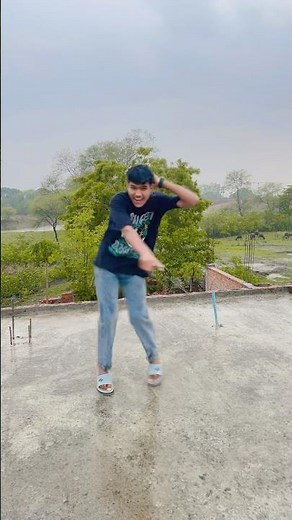 Tip tip barsaat pani chala dil 🌧️ #dance 😂