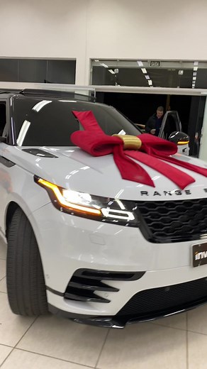 Familia feliz, amigos, 100% satisfatório…🙏 Mais ima famia feliz aqui na Inventcar Automóveis 🔥🔥🔥 #familia #landrover #rangrover #velar #sonhos #realização #consultornetto #inventcar