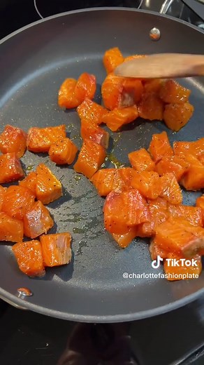 Delicious Salmon Linguine Pasta Recipe