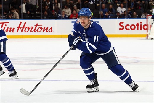 WATCH: Max Domi throws some bombs against Mattias Janmark as father Tie watches on