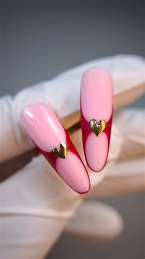 Anaïs - Consultante en prothésie ongulaire on Instagram: "❤️ J'étais inspirée pour ce tutoriel de Saint Valentin. Écris "Valentin" en commentaire si tu veux recevoir les produits utilisés.poir cette pose."