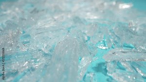 Kamerafahrt über Crystal Meth - Nahaufnahme