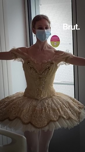 354K views · 9.5K reactions | Danseuse étoile à l'Opéra de Paris, Léonore Baulac se rend au chevet d'enfants hospitalisés pour essayer de leur apporter un "moment de magie". Brut l'a suivie. Une initiative de l'association The What Dance Can Do Project. | Brut | Facebook