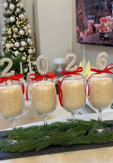 Creative New Year 2026 Centerpiece Ideas for Celebrations