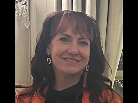 Alone in a Crowd: Rachel Vickers on Experiencing Homelessness