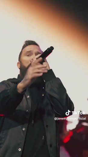 No Survivors Live Performance Featuring Skillet