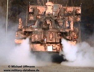 2004 - 32 Engineer Regiment - Massive Chieftain Sound..!!! - Bahnentladung als zweiter Teil. Das ganze Video als neuer Beitrag ist hier zu finden http://military-database.de/?p=25705 | Military-Database