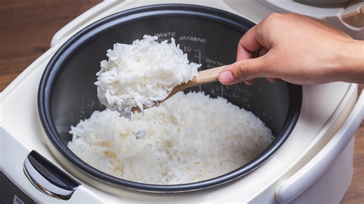 The Only Ingredient You Need To Stop Rice From Sticking - Daily Meal