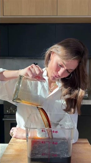 Reposado Espresso Martini with @nosotros 🍸 Batch recipe perfect for the holidays