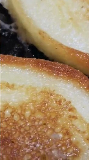 HOW TO MAKE SKILLET HOE CAKES - FRIED CORN BREAD