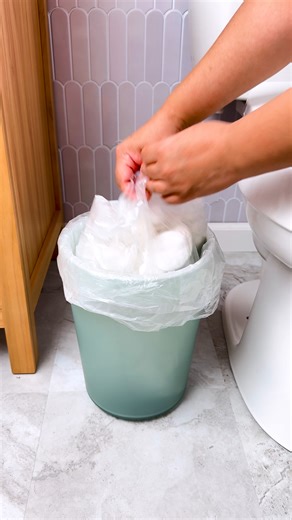 982K views · 1.4K reactions | One trash bag out, one trash bag ready to go!  | Blossom | Facebook