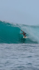 5.4K views · 374 reactions | Barrels at Burger World? 路‍♂️路‍♂️路‍♂️路‍♂️ Yes, it’s been that type of week in the Mentawai. Izrel and his magic Shoulder-Season Lost Sub Driver 3.0 Swallow Epoxy | Kandui Resort | Facebook