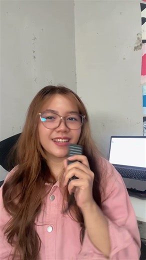 Theory is cute. Skills are currency. We asked our student: "What's the #1 thing from class you actually use?" Spoiler: It wasn't the Pythagorean theorem. With the WSD Work-Study model, the gap between "Classroom" and "Office" is zero. You learn the tools that global companies are using right now—from AI tools to real marketing strategies. Check out the video to see what ""Job-Ready"" actually looks like. https://hubs.li/Q041sW7s0 #SkillUp #WSDApprentice #GenZCareer #TechSkills #CheatCode #Educat