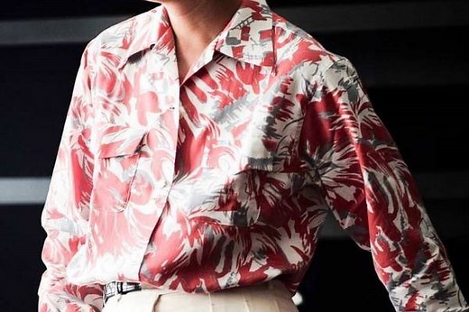 What Does Rayon Feel Like? (Is Rayon Soft, Itchy, and Hot)