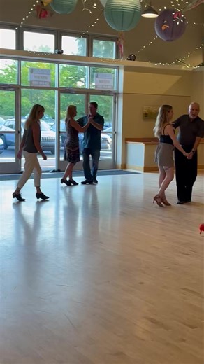 How long should you stay in the Intermediate Class? In our Intermediate Classes, each 7-week session adds 1–2 new steps to every dance we’re working on. But there are many intermediate steps to learn! For example: • In one 7-week session covering 4 dances, you’ll learn 1–2 new steps in each dance. • In the next session with the same 4 dances, you’ll learn a different set of 1–2 steps for each. We rotate between two sets of four dances: • Set 1: Samba, Swing, Foxtrot, Salsa • Set 2: Cha-cha, Walt