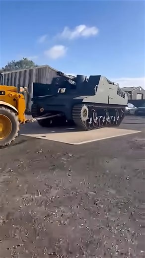 Moving tank!