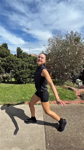 RUNNING OUTFIT ALERT | Running Fit
