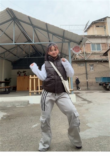 Rich girl..💘#fyp #foryou #moichyangni❤️💫 @:डाक्टरेट prakash bhujel @lumi