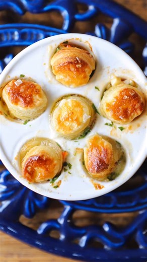 Matt Mancuso | Chef + Recipes | Lobster Escargot 🦞 🧈 All the buttery, garlicky, herby vibes of classic escargot-just swapped for sweet lobster and done in 15 minutes.... | Instagram