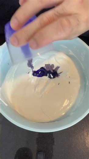 UBE ICE CREAM - NO ICE CREAM MACHINE/NO CHURNING - 3 INGREDIENTS ❗️❗️❗️#ube #icecream #foodie