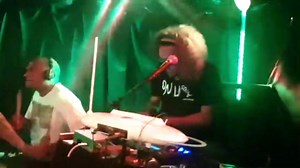 Playing keyboards and theremin with AFRICAN HEAD CHARGE is truly an out-of-body spiritual experience, especially when dubmaster Adrian Sherwood is controlling all our sounds! Lurve ya'll guys, U ROCK 👊 AFRICAN HEAD CHARGE Adrian Sherwood GAUDI On-U Sound Records Feel Life Music Bonjo & Drums Of Defiance On-U Sound fan group (Official) Feel Life Music #dub #reggae #africanheadcharge #gaudimusic #drumsofdefiance #live #ontour #reggaedub #adriansherwood #gaudi #music | GAUDI