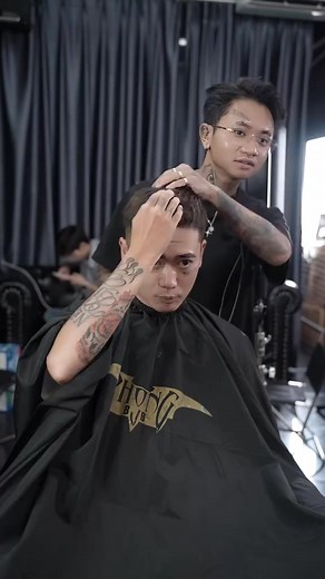 288K views · 3.7K reactions | Tiết kiệm tối đa thời gian tạo kiểu tóc với Xịt Tạo Phồng Akuma Fluffy Hair   Tặng Lược Akuma 3 Trong 1 miễn phí và freeship toàn quốc cho đơn đặt hàng từ 200K đến hết ngày 30/11 https://sale.sapital.vn/fluffy | Sápital - Sáp vuốt tóc & Mỹ phẩm | Facebook