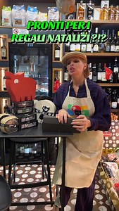 Sempre pronte a stupirvi 😍 #natale #regalo #formaggio #salame #box | Sorelle Maddaloni