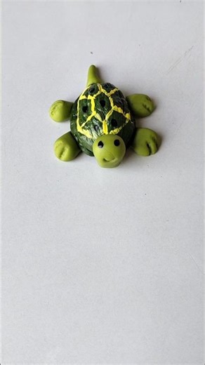 DIY Turtle Craft from Walnut Shell 🐢✨ #shorts #trending #diy #craft #walnutshellcraft