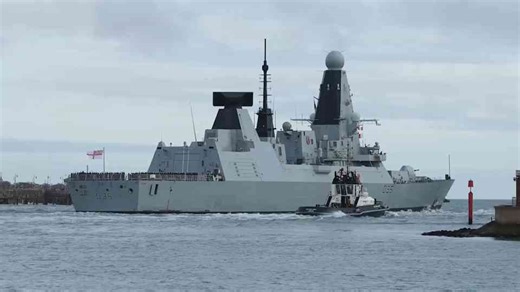 How HMS Dragon carries out a Royal Navy deployment