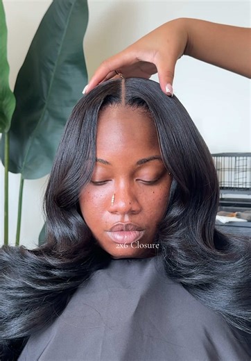 Not all HD lace blends 100% with all scalp colors, some need a little help. The goal is always to have the most undetectable lace closure! With that being said…get it done by any means lol You can’t tell me this ain’t leave out 👀 #dallashairstylists #dallashairstylist #closurequickweave #2x6closure #middlepartclosure