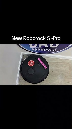 Roborock Qrevo S Pro - Can it handle these messy floors and corners?! #shorts #robotvacuum
