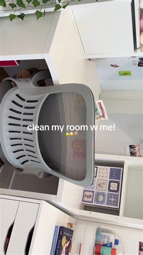 cleaning!#fyp #clean #preppy