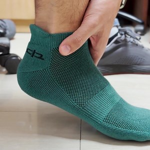 228K views · 12 reactions | Still wearing sock with holes that smell awful? 10 Lakh+ people already switched to these Bamboo Socks  Ditch stinky feet and say hello to freshness. Join them today & breathe easy on your skin. Buy Now at Heelium.in | Heelium | Facebook