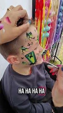 Minecraft Creeper face paint with non “girly” glitter #minecraft #cr...