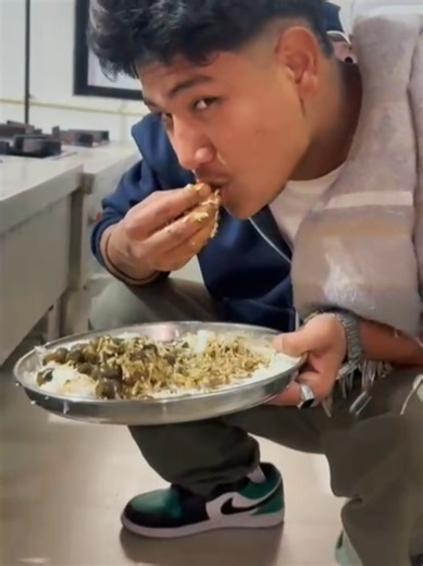 Ghongi made at college with friends @Global College Int’l (BHM) @sushilregmi561 @[batman°26§®]